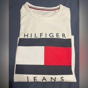 Tommy Hilfiger Womens Pullover Sweater